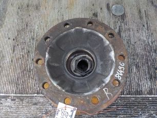 7421022433 RENAULT Ступица передняя, № XF86496