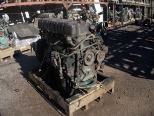 VOLVO Двигатель, D12C
