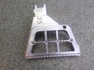 D707039 KAHVECI OTOMOTIV Кронштейн подножки нижней левой