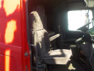 9439106601 MERCEDES Сиденье правое, № XF137850