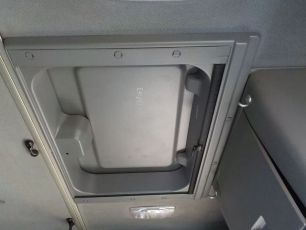 9738300265 MERCEDES Рамка люка, № XF258204