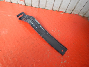 TV04C286001 TANGDE Кронштейн брызговика