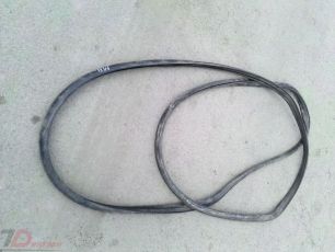 9416710120 MERCEDES Уплотнитель, № XF18253