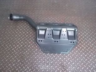 M3130920 MARSHALL Кронштейн крыла заднего правый