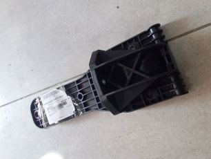 T06775001 TOPCOVER Петля капота