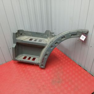 9436600101 MERCEDES Корпус подножки верхний левый, № XF453796