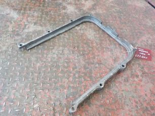 99468497 IVECO Прижим поддона