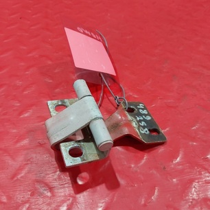 810W972010332 SITRAK\HOWO Петля бардачка