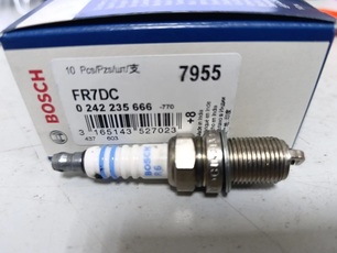0242235666 BOSCH Свеча зажигания