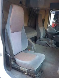 7485131309 RENAULT Сиденье правое, № XF141050