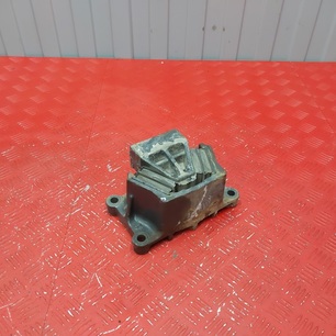 9412418713 MERCEDES Подушка двигателя, № XF447750