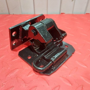 TM03C068003 TANGDE Петля двери верхняя