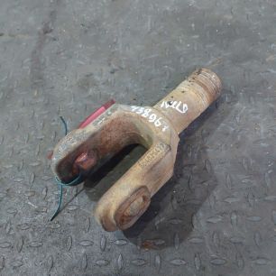 504025427 IVECO Крюк буксировочный, № XF438967