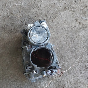 9438201461 MERCEDES Фара левая, № XF458822