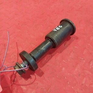 9309910016 MERCEDES Болт торсиона, № XF458786
