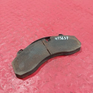 WG9100443050 SITRAK\HOWO Колодки тормозные, № XF475637