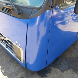 20379175 VOLVO Угол кабины левый, № XF461663