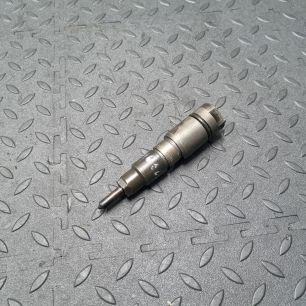 0020107951 MERCEDES Форсунка топливная, № XF429225