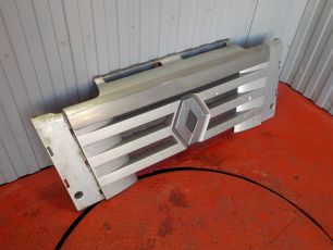 7420769069 RENAULT Решетка радиатора