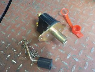 316200 HD-PARTS Выключатель массы