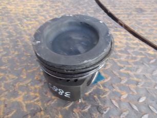 20847904 VOLVO Поршень, № XF38857