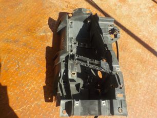 82056986 VOLVO Корпус фары правый, № XF243847