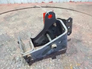 5010269565 RENAULT Кронштейн передней рессоры, № XF91173