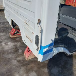9738890255 MERCEDES Поручень