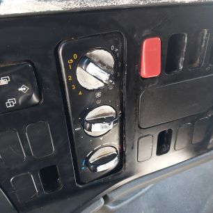 9408200097 MERCEDES Блок управления отопителя