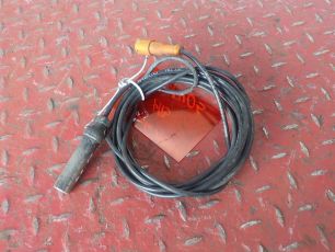 915045015100 MERCEDES Датчик ABS, № XF251405
