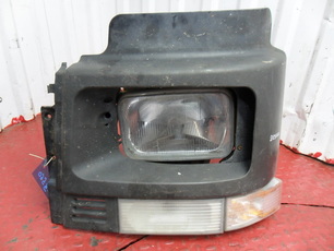 1062547 VOLVO Корпус фары левый, № XF223560