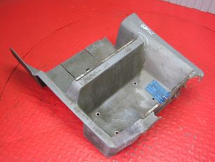 9446660101 MERCEDES Корпус подножки нижний левый, № XF241022