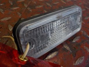 0028200056 MERCEDES Фонарь габаритный, № XF180870