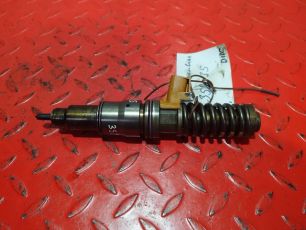 21098096 VOLVO Форсунка топливная, № XF352135