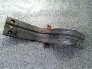 20372088 VOLVO Кронштейн подножки, № XF18559