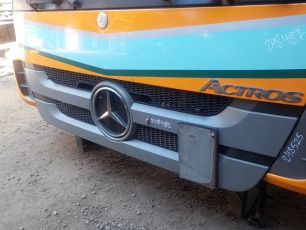 9437501418 MERCEDES Решетка радиатора, № XF248485