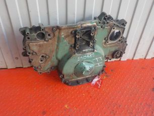 3165064 VOLVO Крышка двигателя, № XF290382