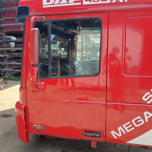 1304060 DAF Дверь левая, № XF450691