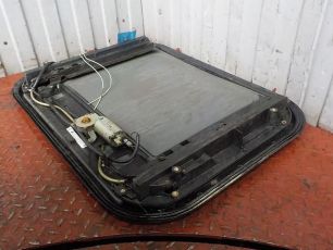 5010354854 RENAULT Люк электрический