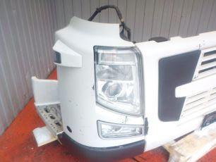21478755 VOLVO Рамка фары правая, № XF272471