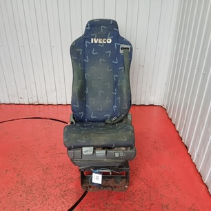 504237086 IVECO Сиденье левое