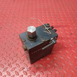 41281222 IVECO Насос подъема кабины, № XF474759
