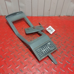 5010226827 RENAULT Накладка кабины