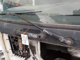 9418200744 MERCEDES Поводок стеклоочистителя, № XF87921