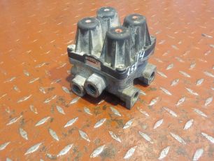 20755195 VOLVO Кран 4-х контурный, № XF152794