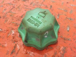0005016415 MERCEDES Крышка расширительного бачка, № XF286545