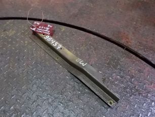 9736660235 MERCEDES Кронштейн корпуса подножки правый