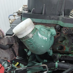 21861948 VOLVO Корпус термостата, № XF471314