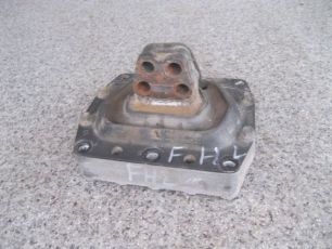 3198122 VOLVO Подушка двигателя, № XF4031