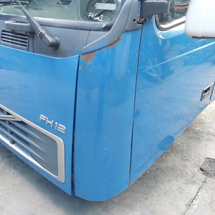 20379175 VOLVO Угол кабины левый, № XF461979